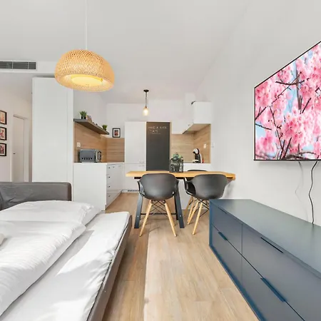 شقة Lam Japanese Garden - Terrace - Ac *